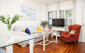 Charming Apartment With Pool And Garage